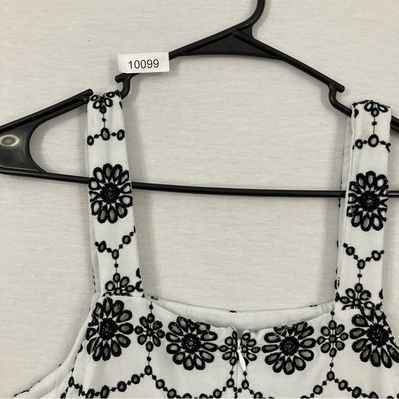 LOFT Black White Floral Embroidered Fit and Flare Belted Dress Size 8 - Picture 10 of 10